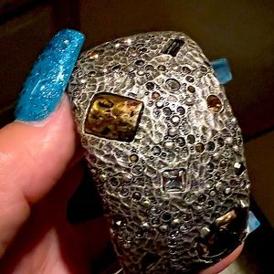 Extraordinary TaT2, Siena Wide Gold & Silver Marcasite Hammered Magnetic Bangle